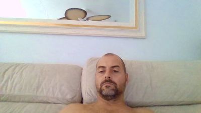DoctorMad82 live cam on Cam4