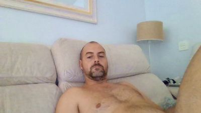 DoctorMad82 live cam on Cam4