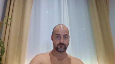 DoctorMad82 live cam on Cam4