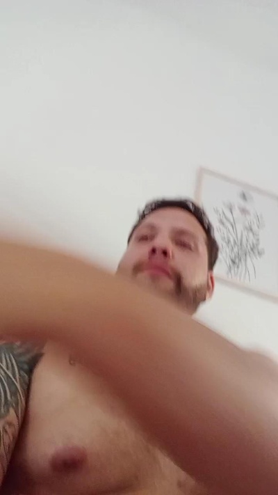 Doggyhot3 live cam on Cam4