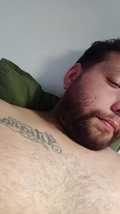 Doggyhot3 live cam on Cam4