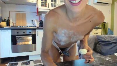 DolceEli00 live cam on Cam4