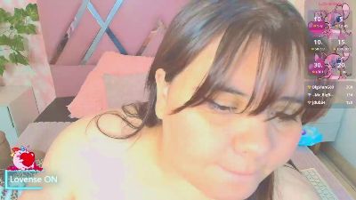 Dolce_pearl live cam on Cam4
