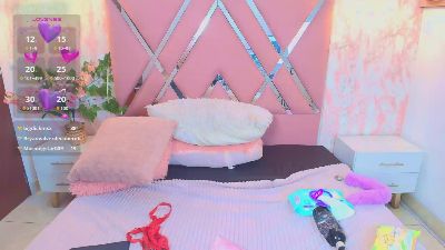 Dolce_pearl live cam on Cam4