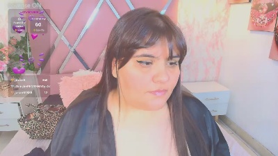 Dolce_pearl live cam on Cam4
