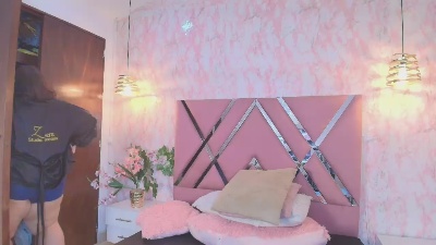 Dolce_pearl live cam on Cam4