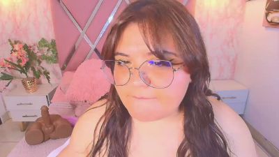 Dolce_pearl live cam on Cam4