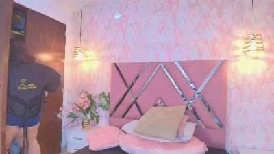 Dolce_pearl live cam on Cam4