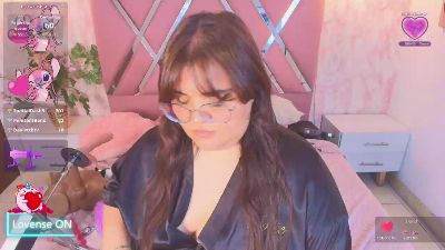Dolce_pearl live cam on Cam4