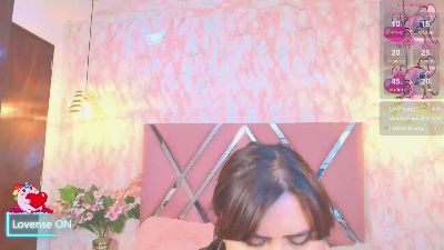 Dolce_pearl live cam on Cam4
