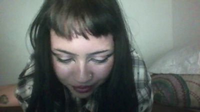 Doll_dollys_ live cam on Cam4