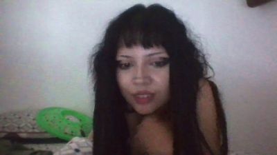 Doll_dollys_ live cam on Cam4