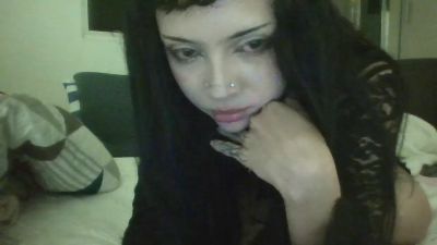 Doll_dollys_ live cam on Cam4