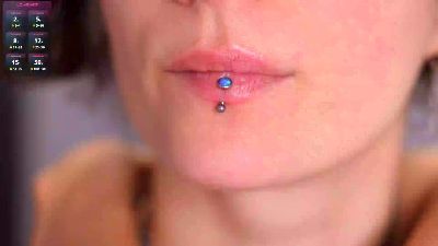 DollyCavell live cam on Cam4