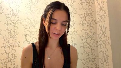 DollyGrilli live cam on Cam4