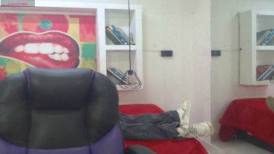 DominantBoy4 live cam on Cam4