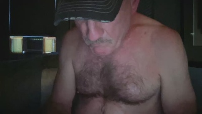 DominantDong live cam on Cam4