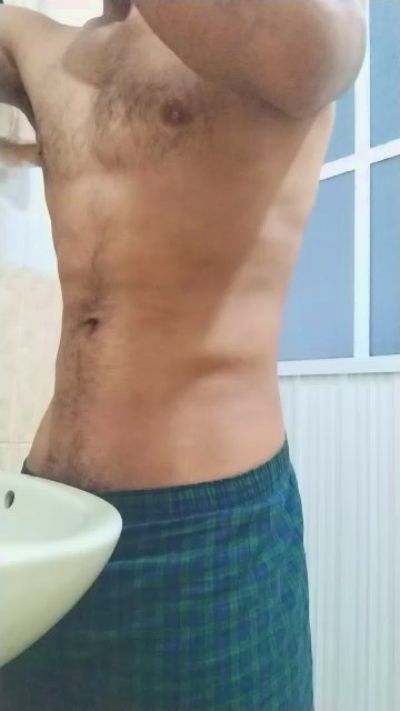 Dominator163 live cam on Cam4