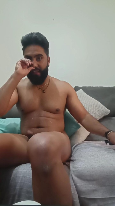 Domineiton33 live cam on Cam4