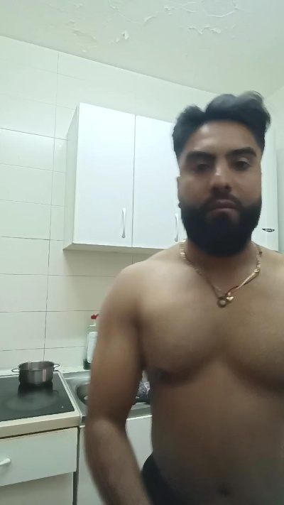 Domineiton33 live cam on Cam4