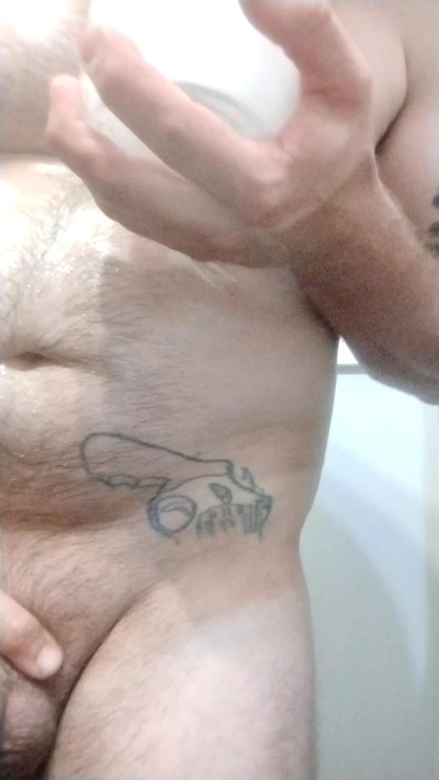 Dominic334 live cam on Cam4
