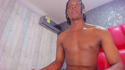DominicSccott24 live cam on Cam4