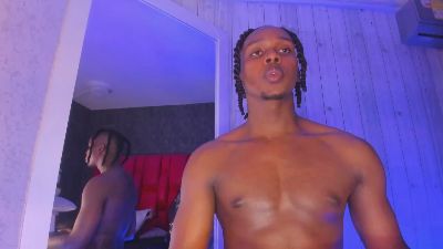 DominicSccott24 live cam on Cam4