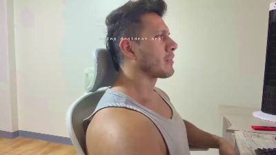 DominicVeins live cam on Cam4
