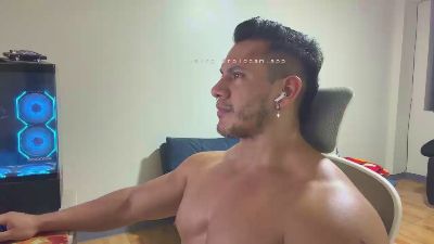 DominicVeins live cam on Cam4