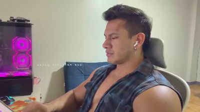 DominicVeins live cam on Cam4