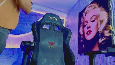 Dominic_Max live cam on Cam4