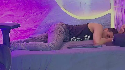 Dominic_Max live cam on Cam4