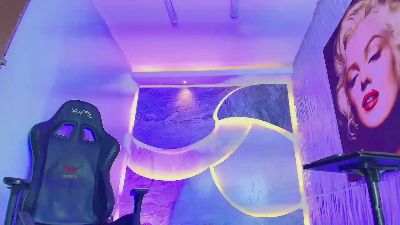 Dominic_Max live cam on Cam4