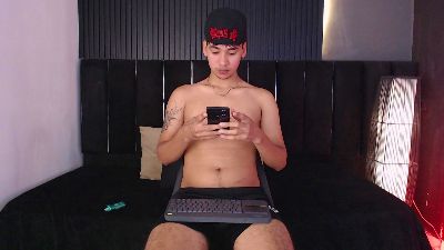 Dominic_ghost live cam on Cam4