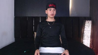 Dominic_ghost live cam on Cam4