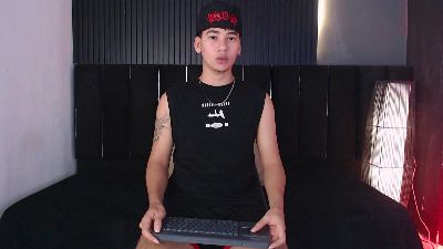 Dominic_ghost live cam on Cam4