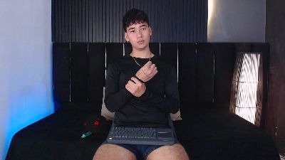 Dominic_ghost live cam on Cam4
