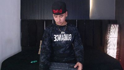 Dominic_ghost live cam on Cam4