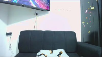 DominikHOT live cam on Cam4
