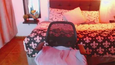 Dominik_girl live cam on Cam4