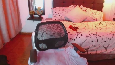 Dominik_girl live cam on Cam4