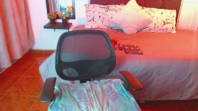 Dominik_girl live cam on Cam4