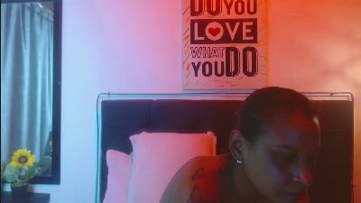 Dominik_girl live cam on Cam4