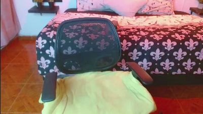 Dominik_girl live cam on Cam4