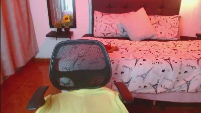 Dominik_girl live cam on Cam4