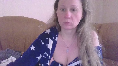 DomixDomi live cam on Cam4