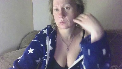 DomixDomi live cam on Cam4