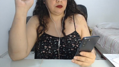 DommeCindy live cam on Cam4