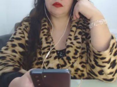 DommeCindy live cam on Cam4