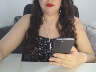 DommeCindy live cam on Cam4